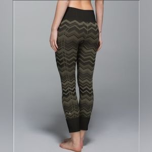 SALE Lululemon Ebb To Street Pant Heathered Fatigue Green (Chevron) size 8